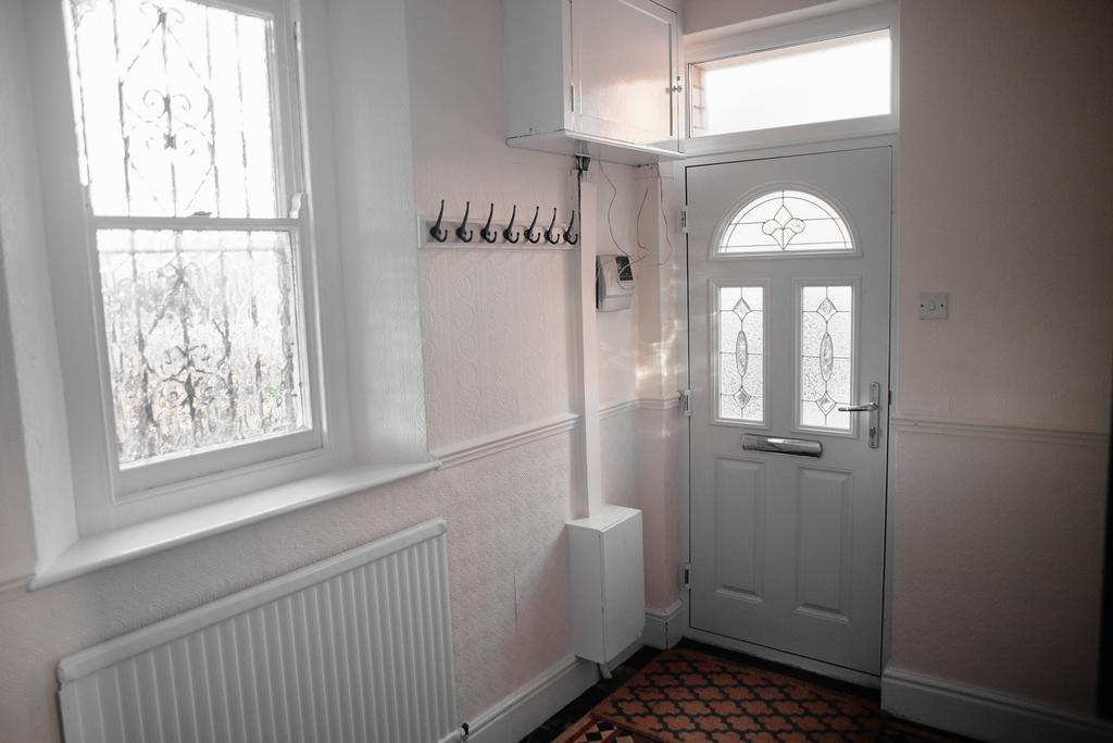 Fishponds Lodge room 3